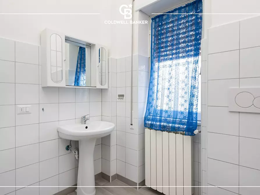 Immagine 23 di Appartamento in vendita  in Via Genova 5 a Ciampino