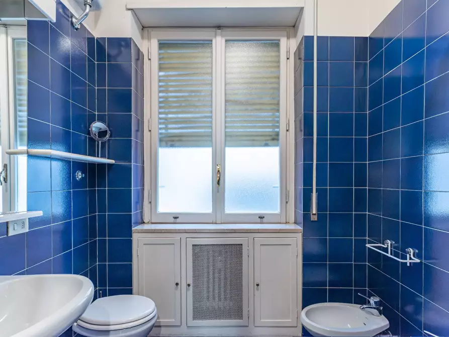 Immagine 17 di Appartamento in vendita  in Via Dei Monti Parioli a Roma