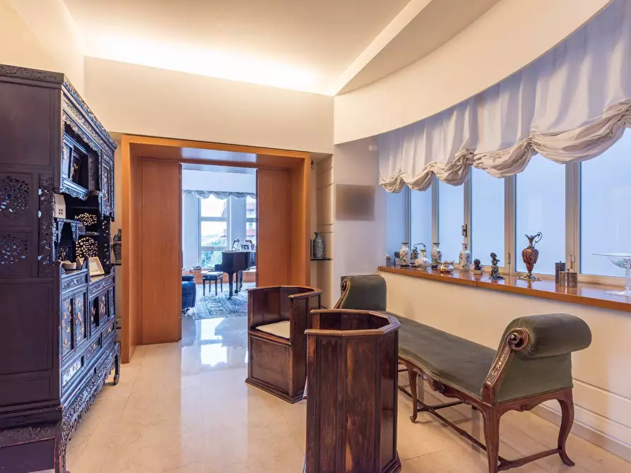 Immagine 31 di Appartamento in vendita  in Via Dei Monti Parioli a Roma