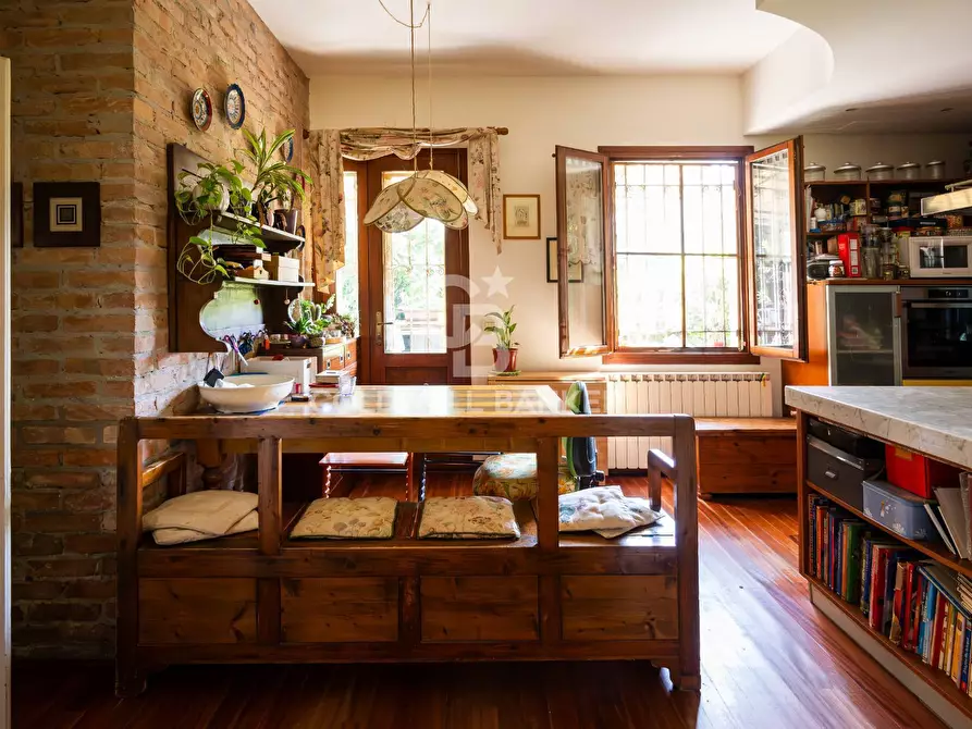 Immagine 3 di Appartamento in vendita  in Via Cavalieri Di Vittorio Veneto 29 a Venezia