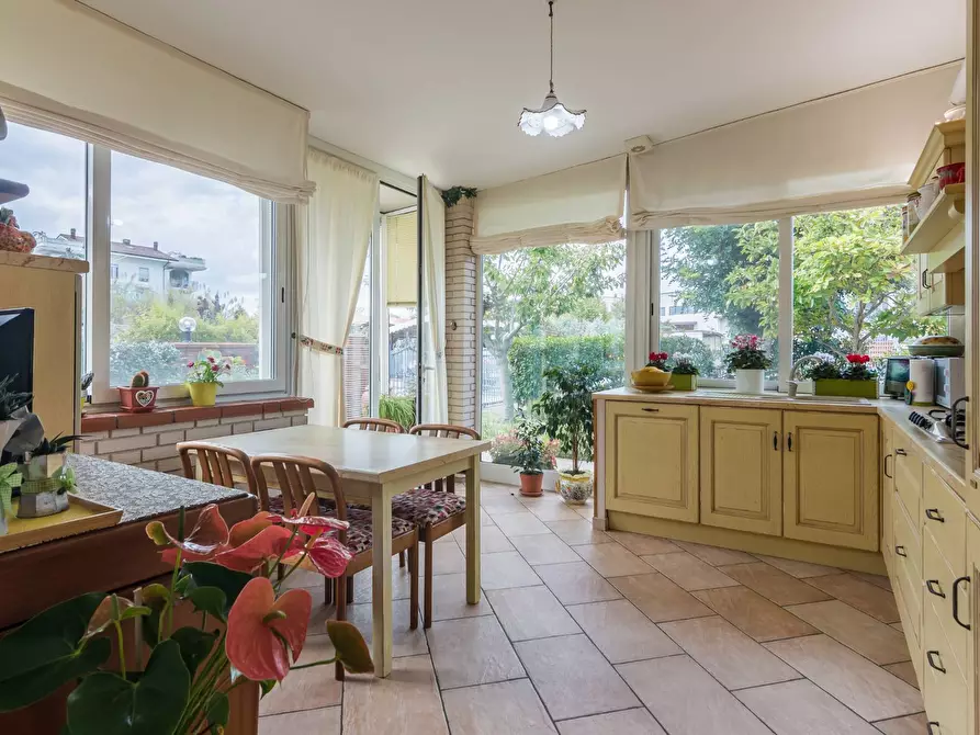 Immagine 2 di Villa in vendita  in Via Turchetta a Rimini