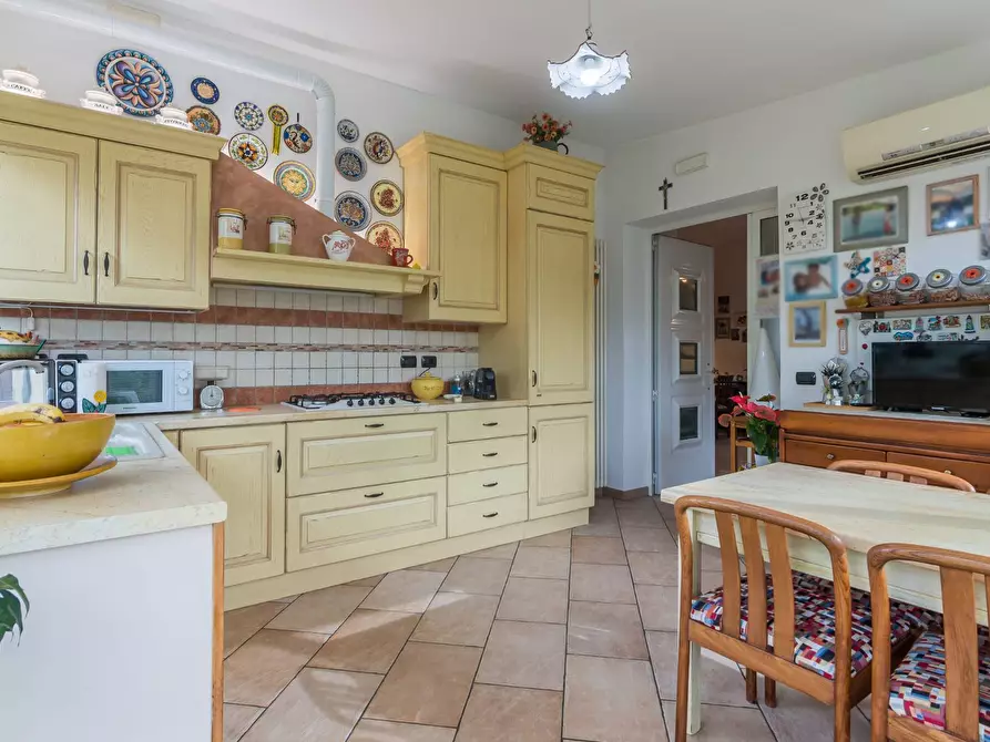 Immagine 1 di Villa in vendita  in Via Turchetta a Rimini