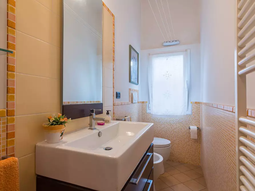 Immagine 14 di Villa in vendita  in Via Turchetta a Rimini