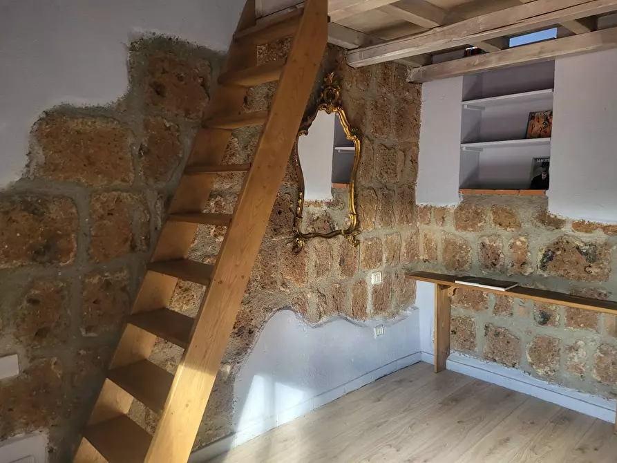 Immagine 25 di Casa indipendente in vendita  in VIA DI PORTA CANALE 25 a Arlena Di Castro