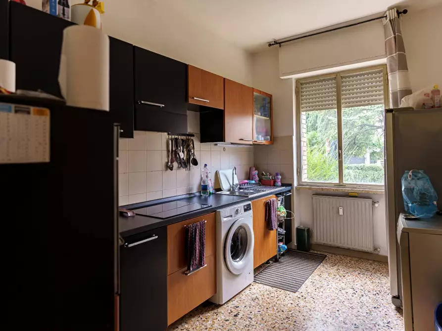 Immagine 2 di Appartamento in vendita  in Via Cristoforo Colombo 19 a Foligno