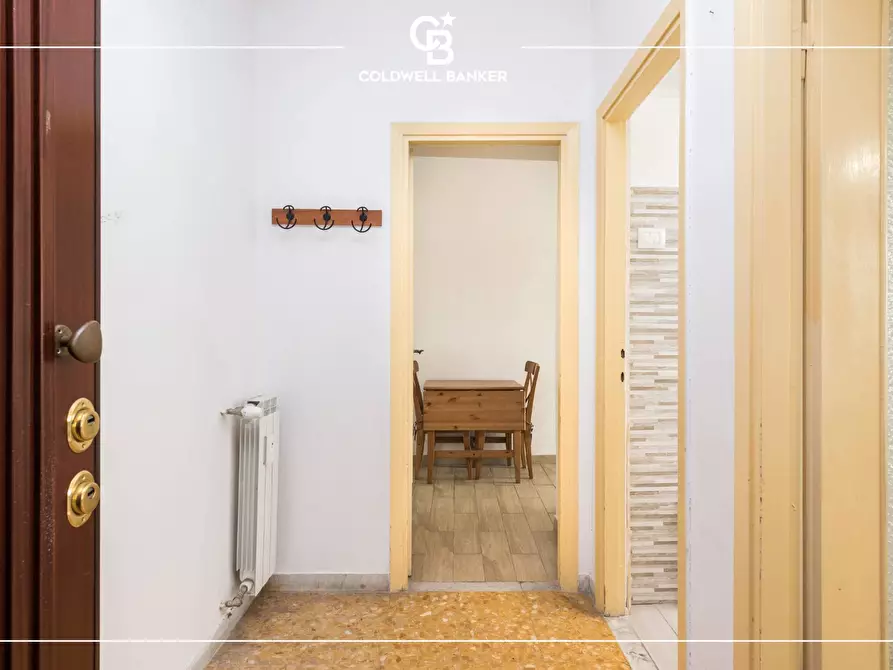 Immagine 2 di Appartamento in vendita  in Via Di Casal Bertone 171 a Roma