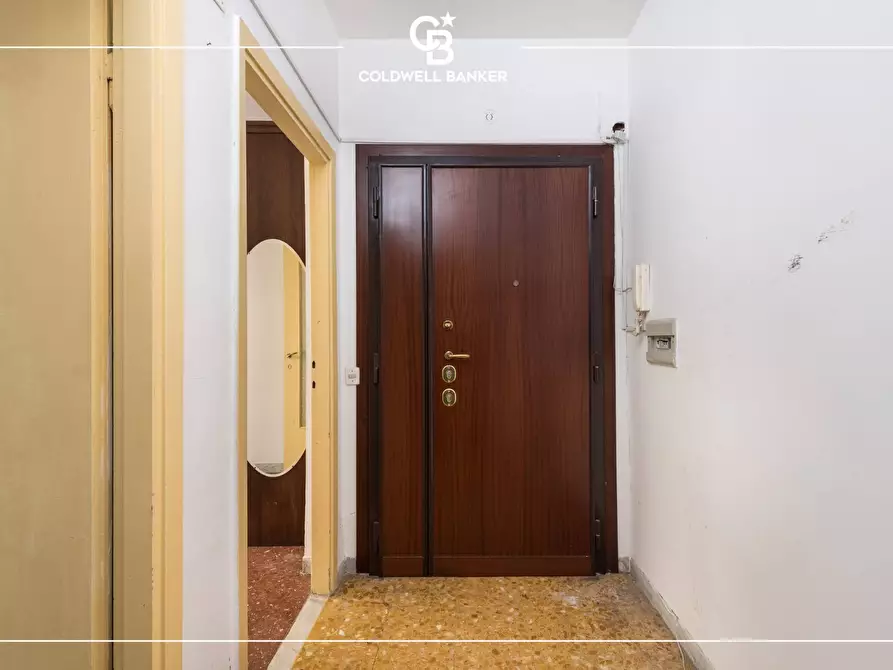 Immagine 4 di Appartamento in vendita  in Via Di Casal Bertone 171 a Roma