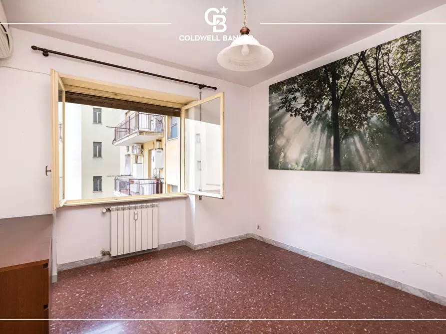 Immagine 5 di Appartamento in vendita  in Via Di Casal Bertone 171 a Roma