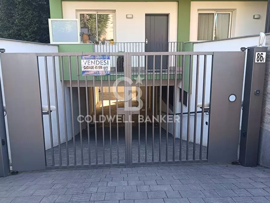 Immagine 7 di Box auto in vendita  in Via Provinciale per Santa Maria Ammalati 86D a Acireale