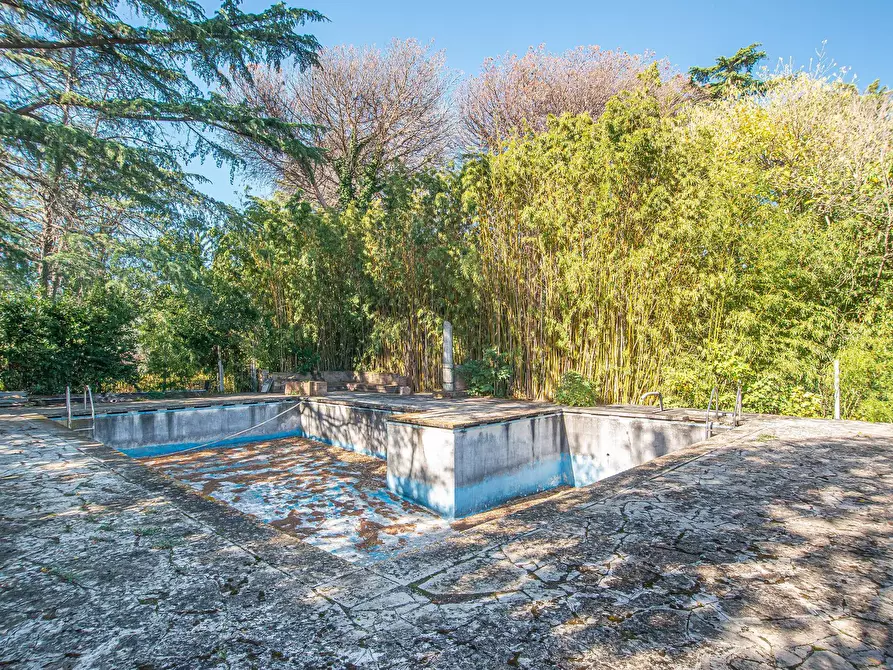 Immagine 10 di Villa in vendita  in Via di Tor Carbone 65 a Roma