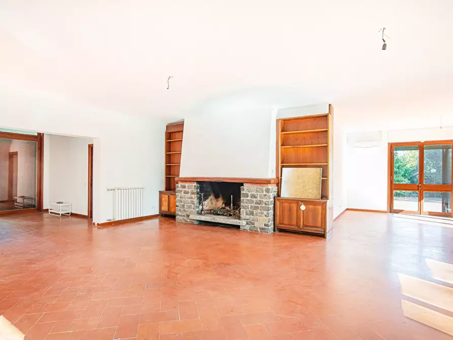 Immagine 13 di Villa in vendita  in Via di Tor Carbone 65 a Roma