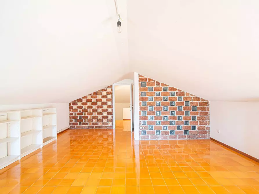 Immagine 38 di Villa in vendita  in Via di Tor Carbone 65 a Roma