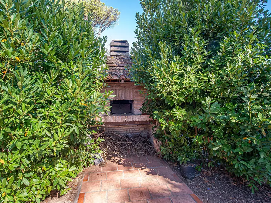 Immagine 52 di Villa in vendita  in Via di Tor Carbone 65 a Roma