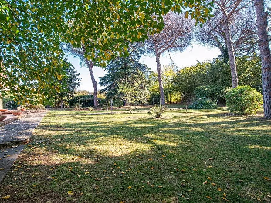 Immagine 53 di Villa in vendita  in Via di Tor Carbone 65 a Roma