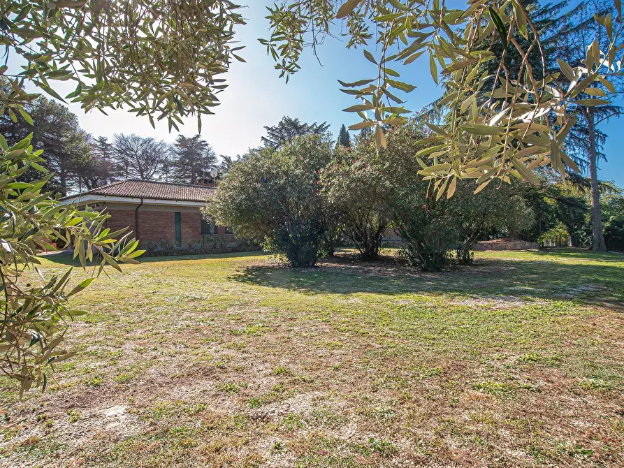 Immagine 62 di Villa in vendita  in Via di Tor Carbone 65 a Roma