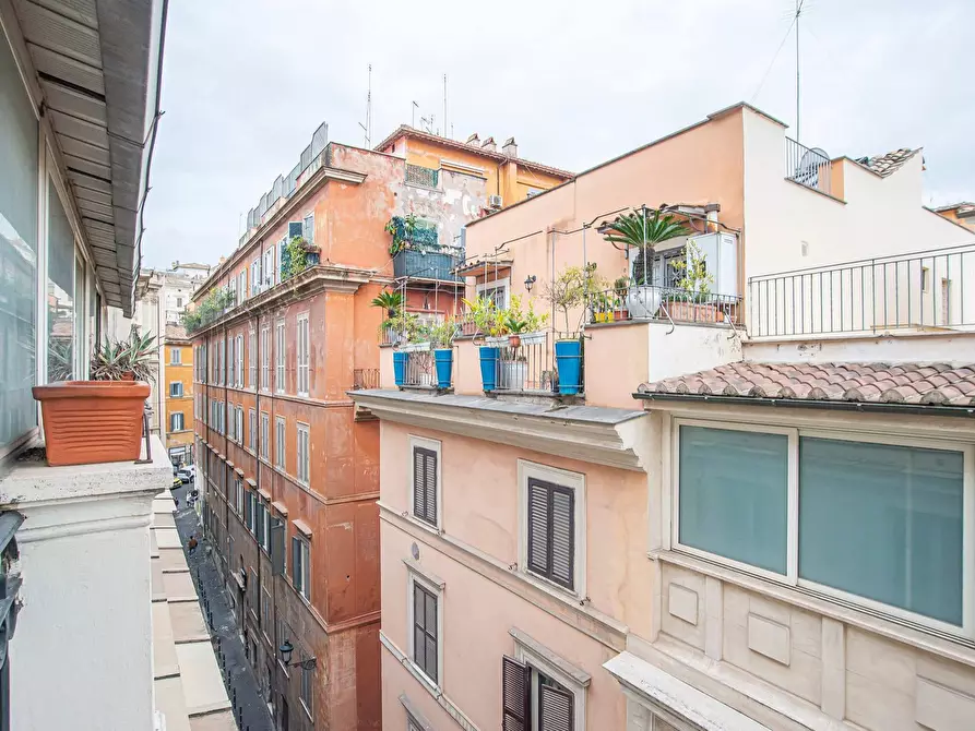 Immagine 24 di Appartamento in vendita  in Via Del Tritone a Roma