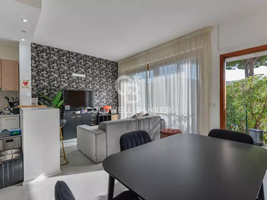 Immagine 1 di Appartamento in vendita  in Via Giovanni XXIII a Campo Nell'elba