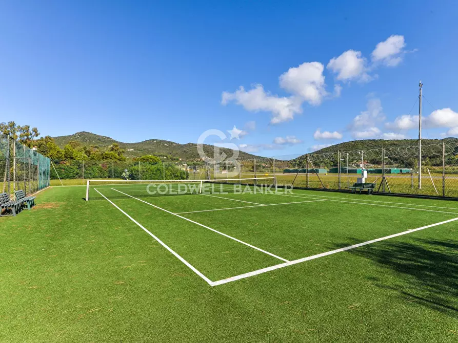 Immagine 25 di Appartamento in vendita  in Via Giovanni XXIII a Campo Nell'elba