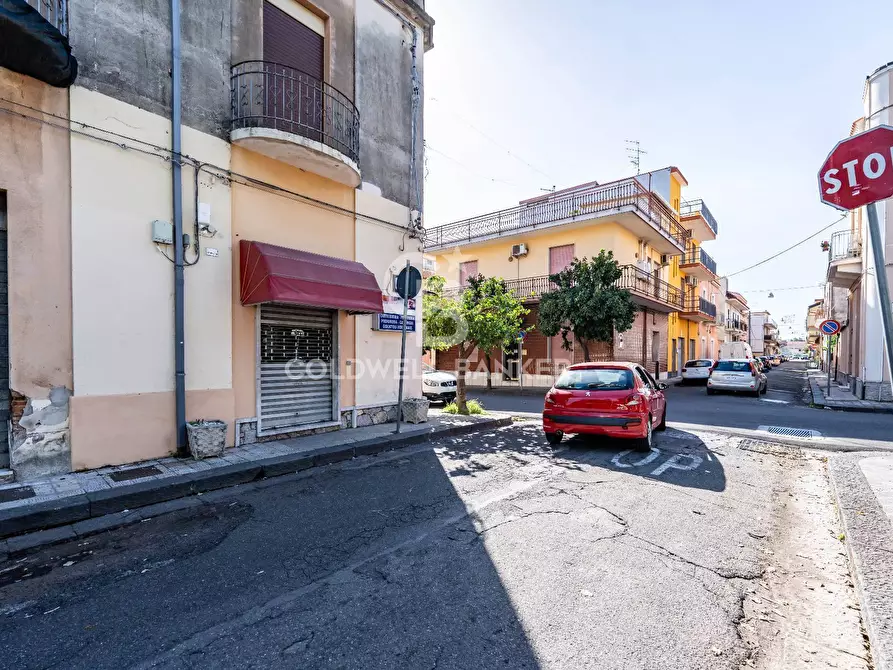 Immagine 5 di Locale commerciale in vendita  in Piazza Dante a Mascali