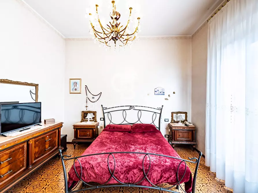 Immagine 10 di Appartamento in vendita  in via galileo galilei 15 a Aci Catena