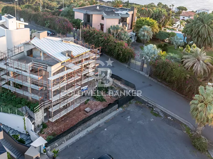 Immagine 4 di Palazzo in vendita  in Via dei Maceratoi a Acireale