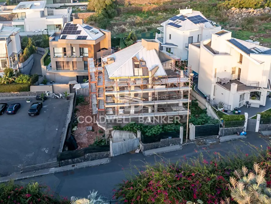 Immagine 7 di Palazzo in vendita  in Via dei Maceratoi a Acireale