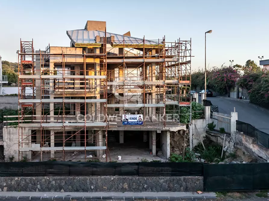 Immagine 10 di Palazzo in vendita  in Via dei Maceratoi a Acireale