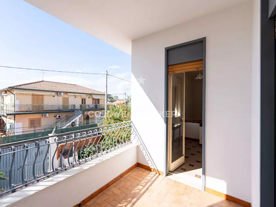 Immagine 29 di Villa in vendita  in Via Musino 5 a Catania