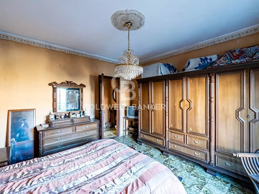 Immagine 9 di Palazzo in vendita  in Via Scaccianoce 49 a Acireale