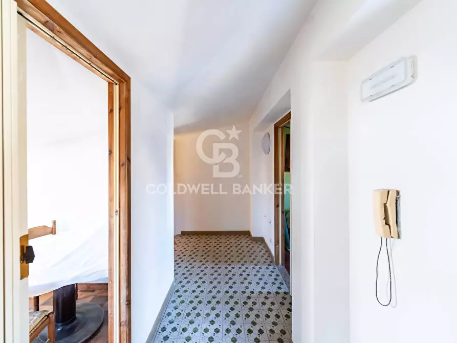 Immagine 19 di Palazzo in vendita  in Via Scaccianoce 49 a Acireale