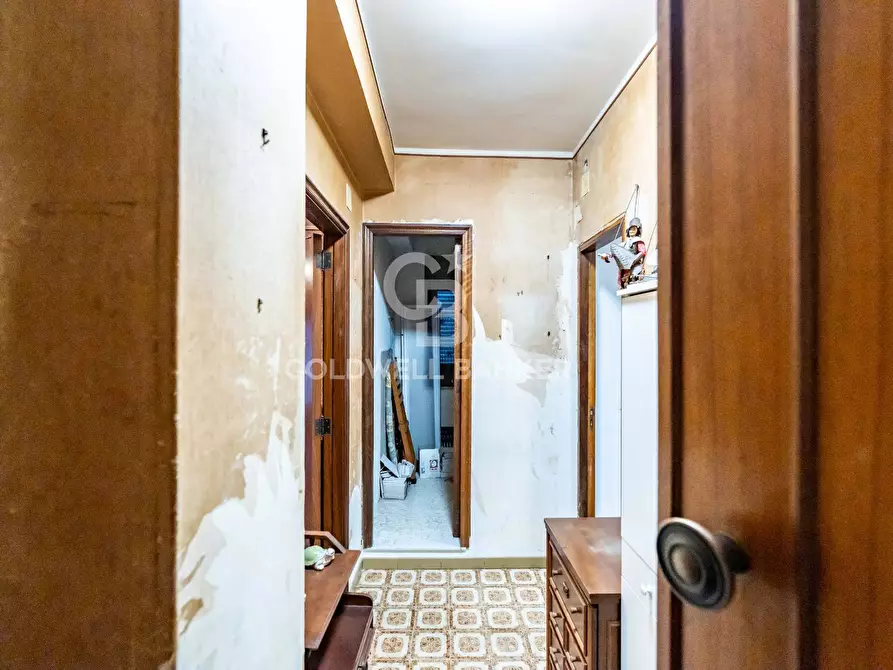 Immagine 31 di Palazzo in vendita  in Via Scaccianoce 49 a Acireale