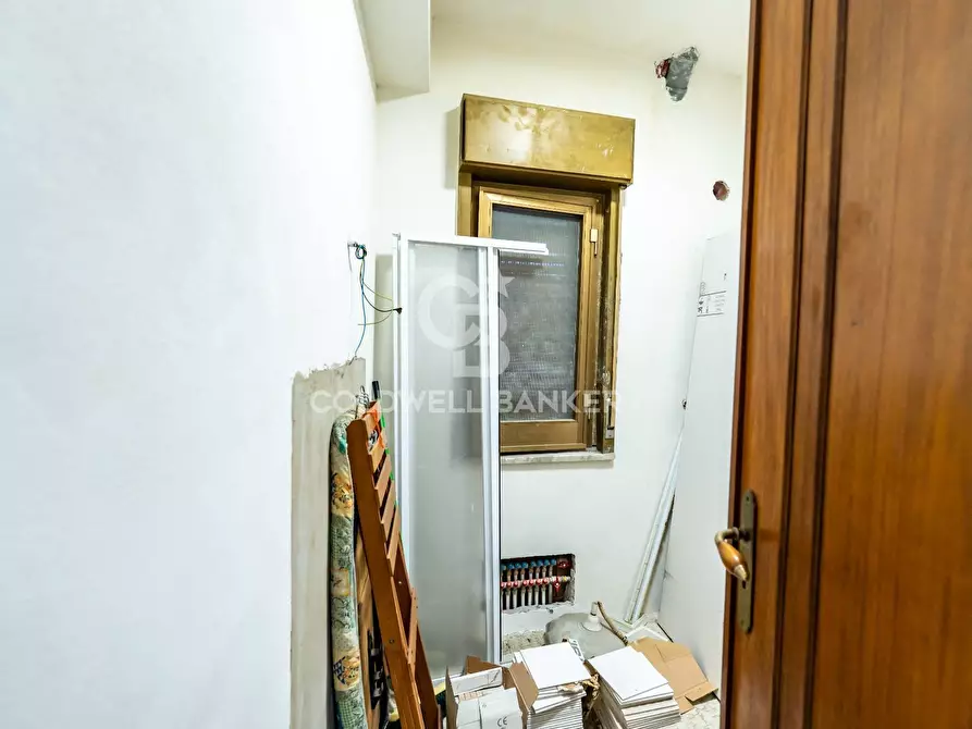 Immagine 41 di Palazzo in vendita  in Via Scaccianoce 49 a Acireale