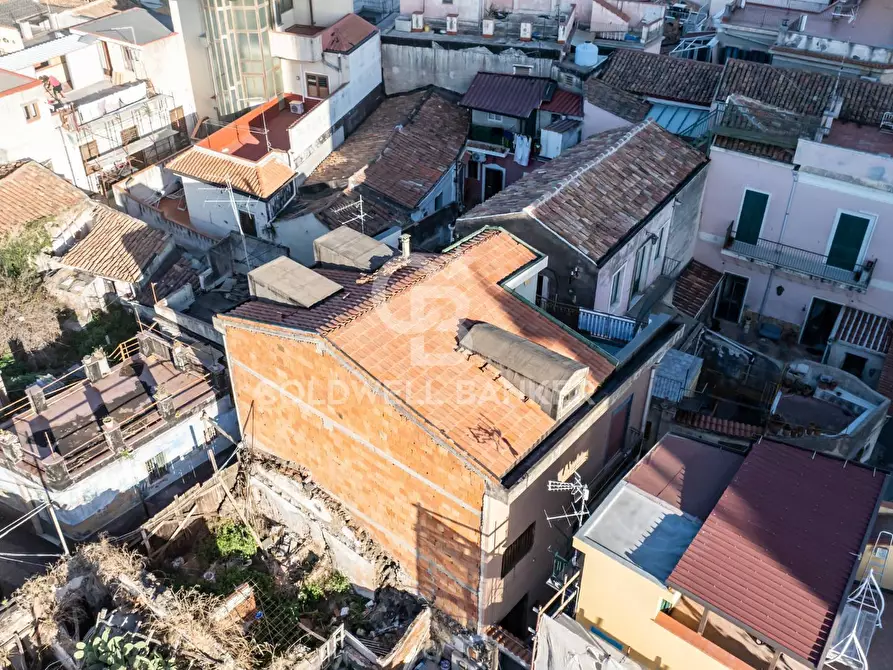 Immagine 45 di Palazzo in vendita  in Via Scaccianoce 49 a Acireale