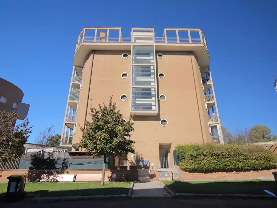 Immagine 1 di Appartamento in vendita  in Via Zanotti Bianco 15 a Roma