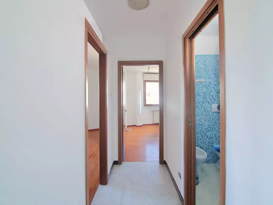 Immagine 12 di Appartamento in vendita  in Via Zanotti Bianco 15 a Roma