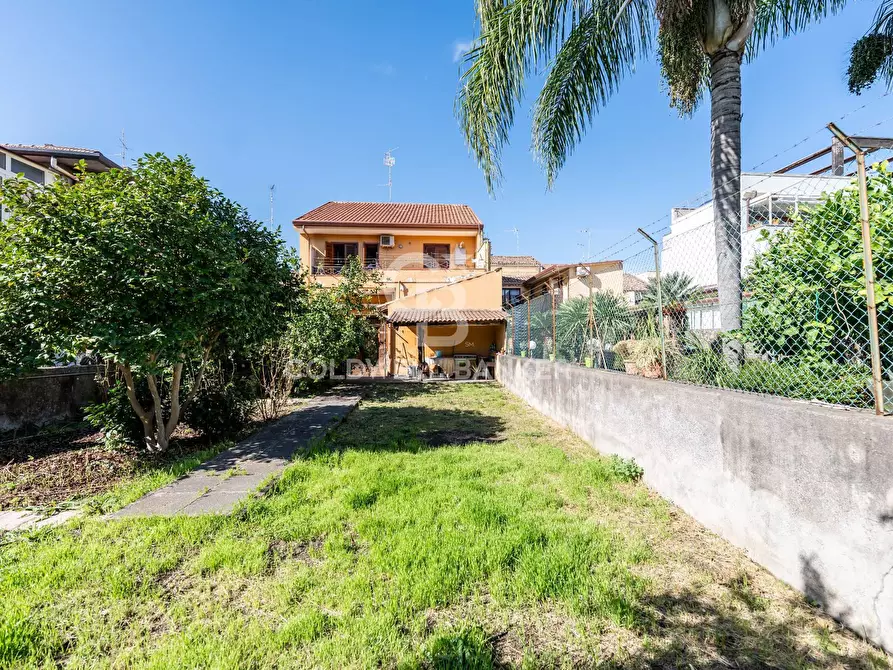 Immagine 4 di Appartamento in vendita  in via regina elena a Piedimonte Etneo