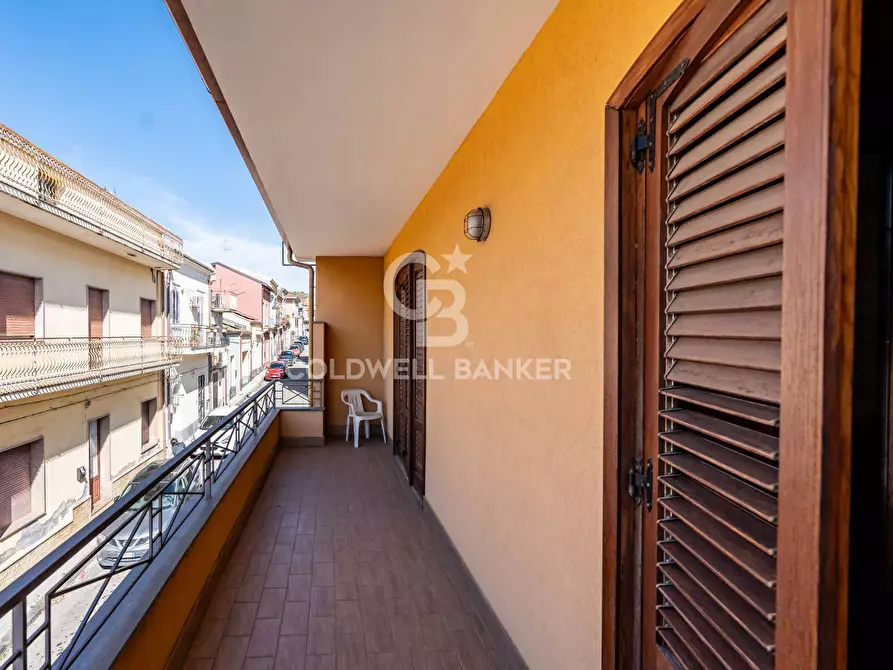 Immagine 10 di Appartamento in vendita  in via regina elena a Piedimonte Etneo