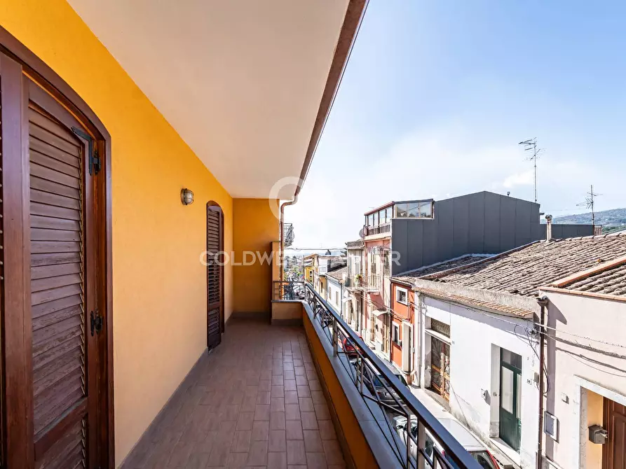 Immagine 11 di Appartamento in vendita  in via regina elena a Piedimonte Etneo
