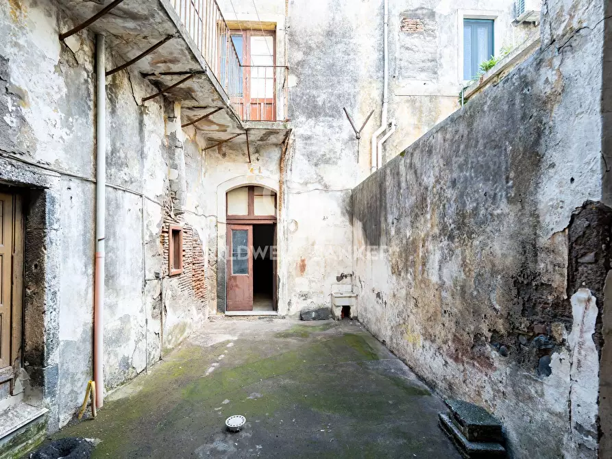 Immagine 2 di Casa indipendente in vendita  in Via Dei Galliano 17 a Riposto