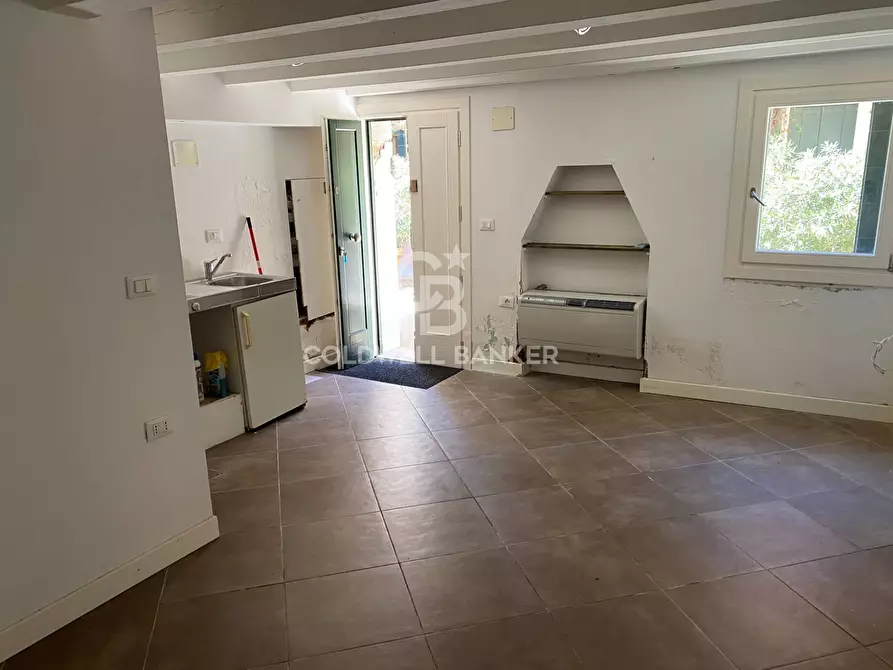 Immagine 2 di Magazzino in vendita  in Isola Della Giudecca a Venezia