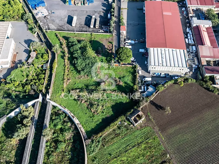 Immagine 7 di Locale commerciale in vendita  in Via Anzalone 16 a Acireale