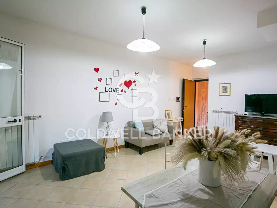 Immagine 9 di Appartamento in vendita  in Via Botticelli 5c a Santa Marinella