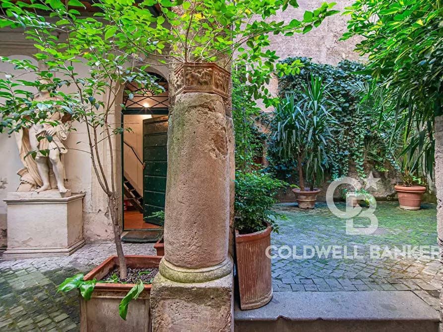 Immagine 5 di Appartamento in vendita  in Via Di Monte Giordano a Roma