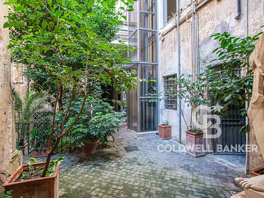 Immagine 6 di Appartamento in vendita  in Via Di Monte Giordano a Roma