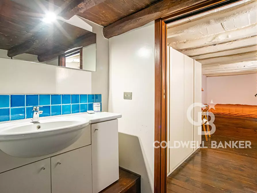 Immagine 22 di Appartamento in vendita  in Via Di Monte Giordano a Roma