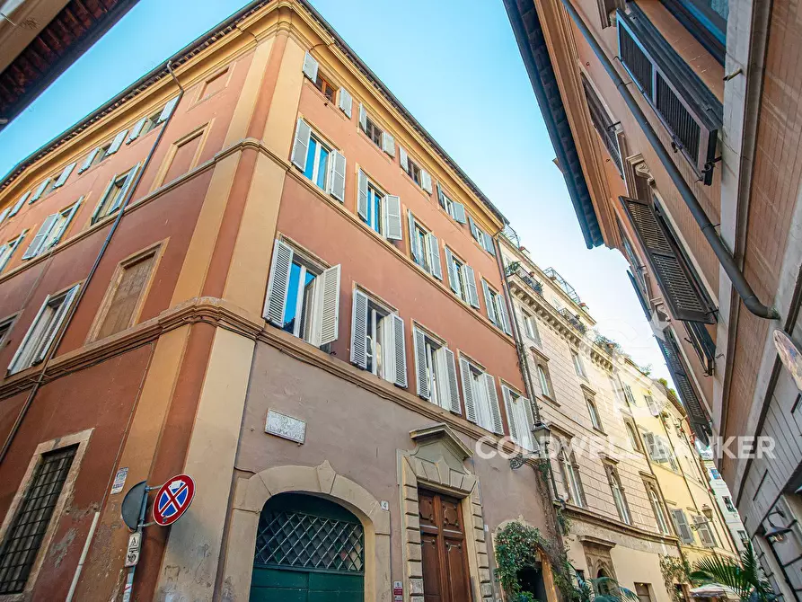 Immagine 28 di Appartamento in vendita  in Via Di Monte Giordano a Roma