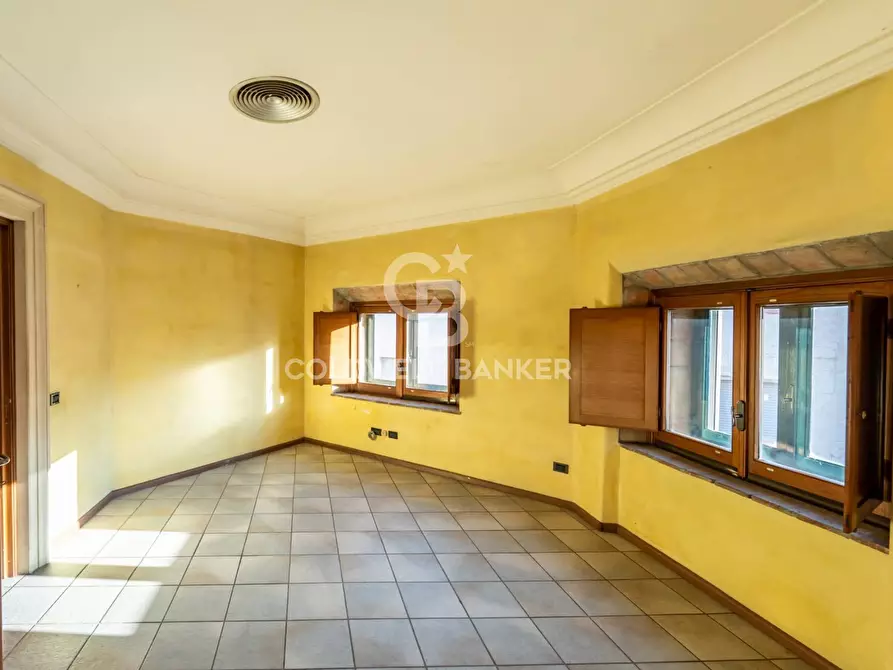 Immagine 9 di Appartamento in vendita  in Via Umberto 285 a Catania