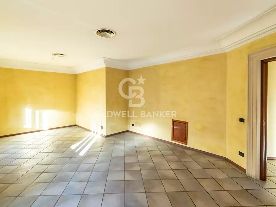 Immagine 13 di Appartamento in vendita  in Via Umberto 285 a Catania