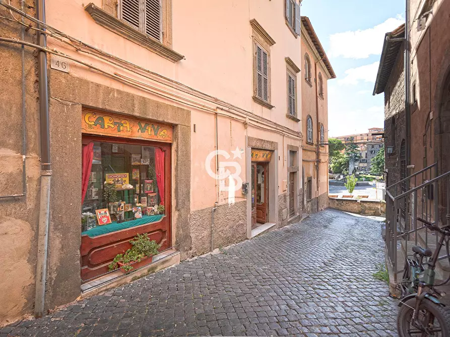 Immagine 15 di Locale commerciale in affitto  in Via Macel Gattesco a Viterbo