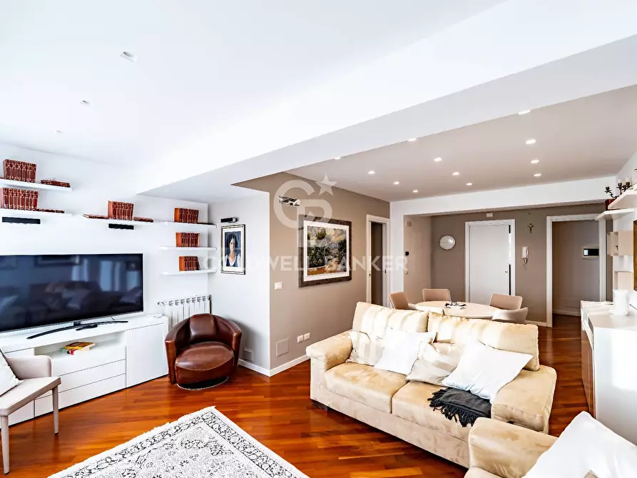 Immagine 1 di Appartamento in vendita  in Via Verga 6 a Acireale